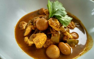 Guiso de pollo con judías verdes y champiñones